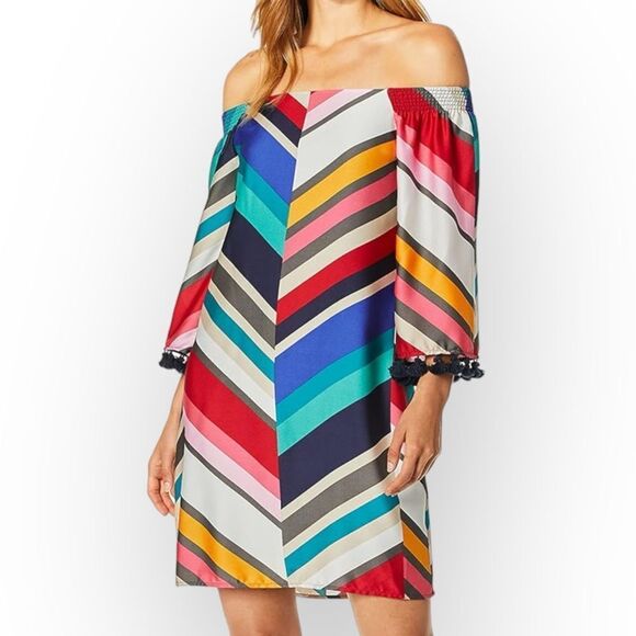 Trina Turk Amaris Dress‎ NWT in Jet Set Chevron - size XS - Picture 1 of 9
